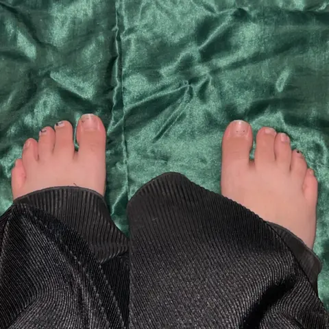 Izzy👣