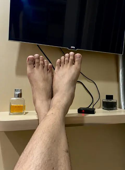 SexyFeet_ForMoney