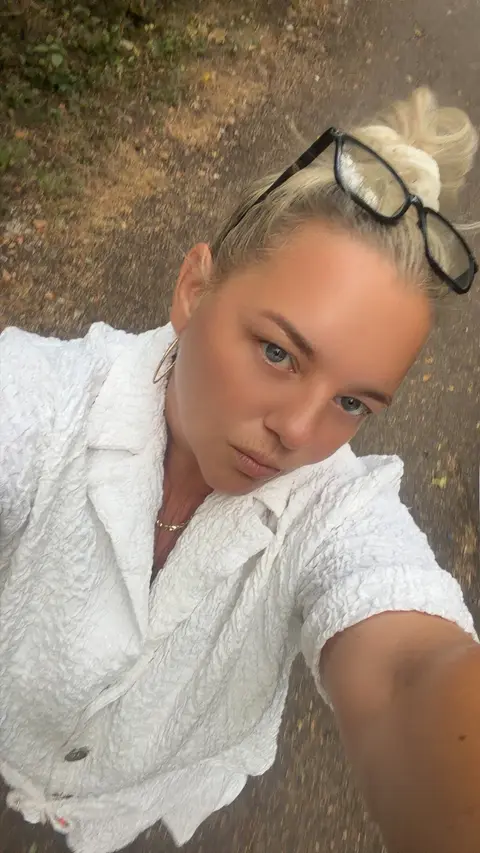 Simone